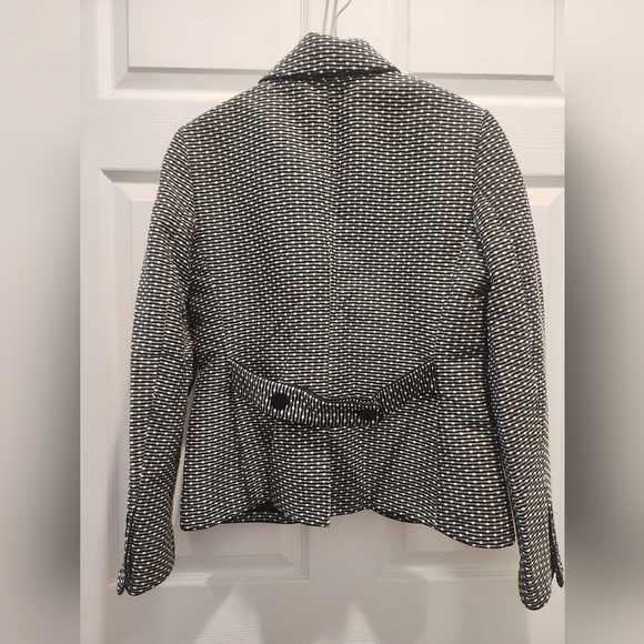 Jacket - Picture 4 of 5